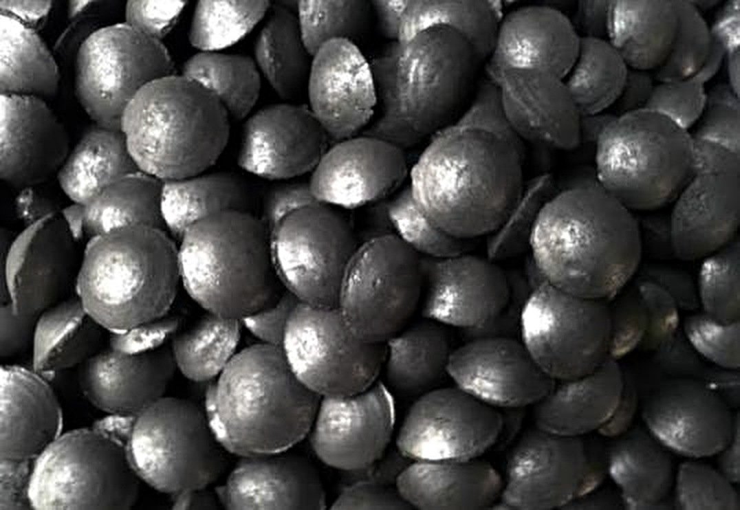 Pillow-shaped coal briquettes from the supplied product catalog
